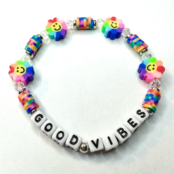 Good Vibes Bracelet Stretchy Clay Smiley Flower Beads Word Jewelry Multicolored - Picture 2 of 2